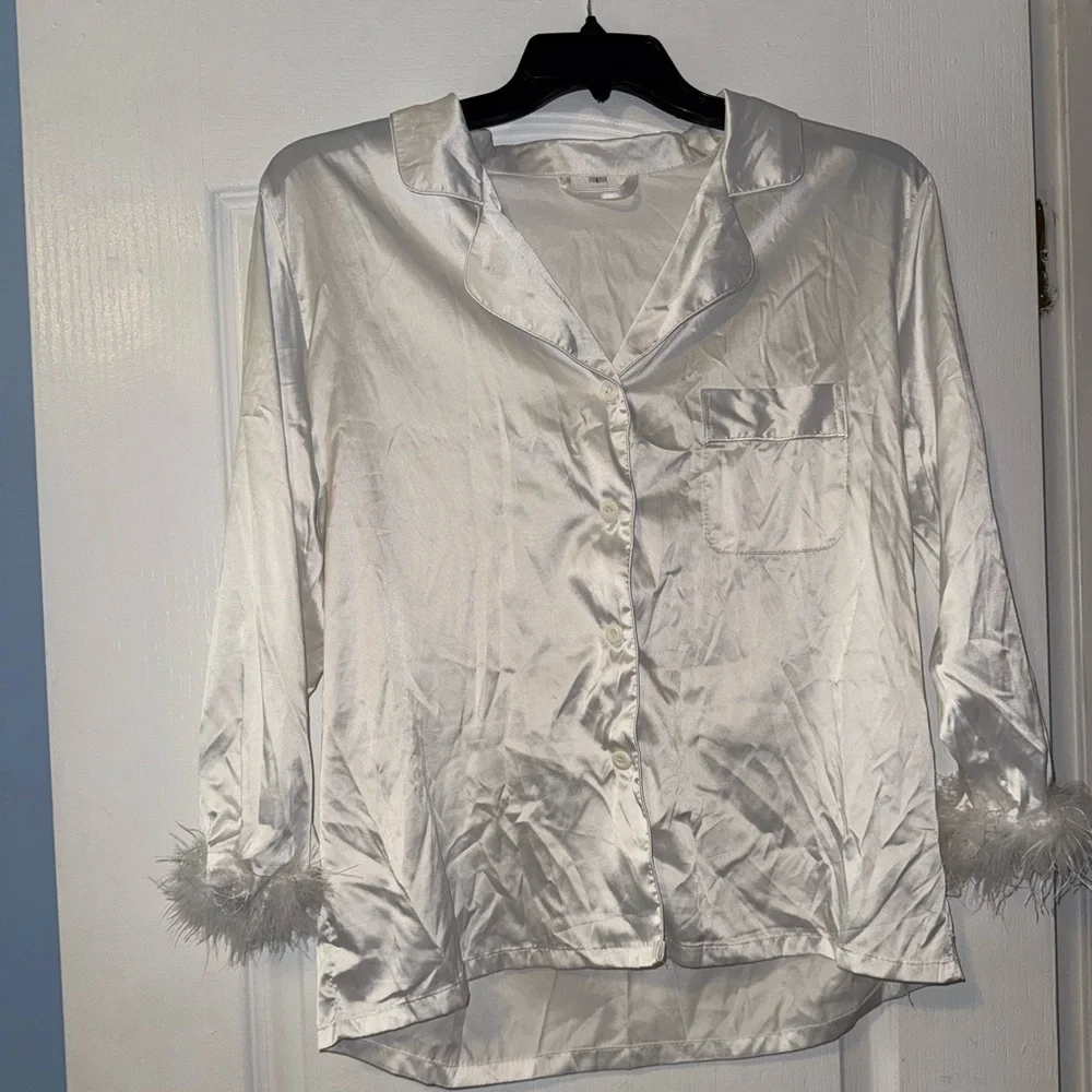 White Silk Pj set - Picture 4 of 9